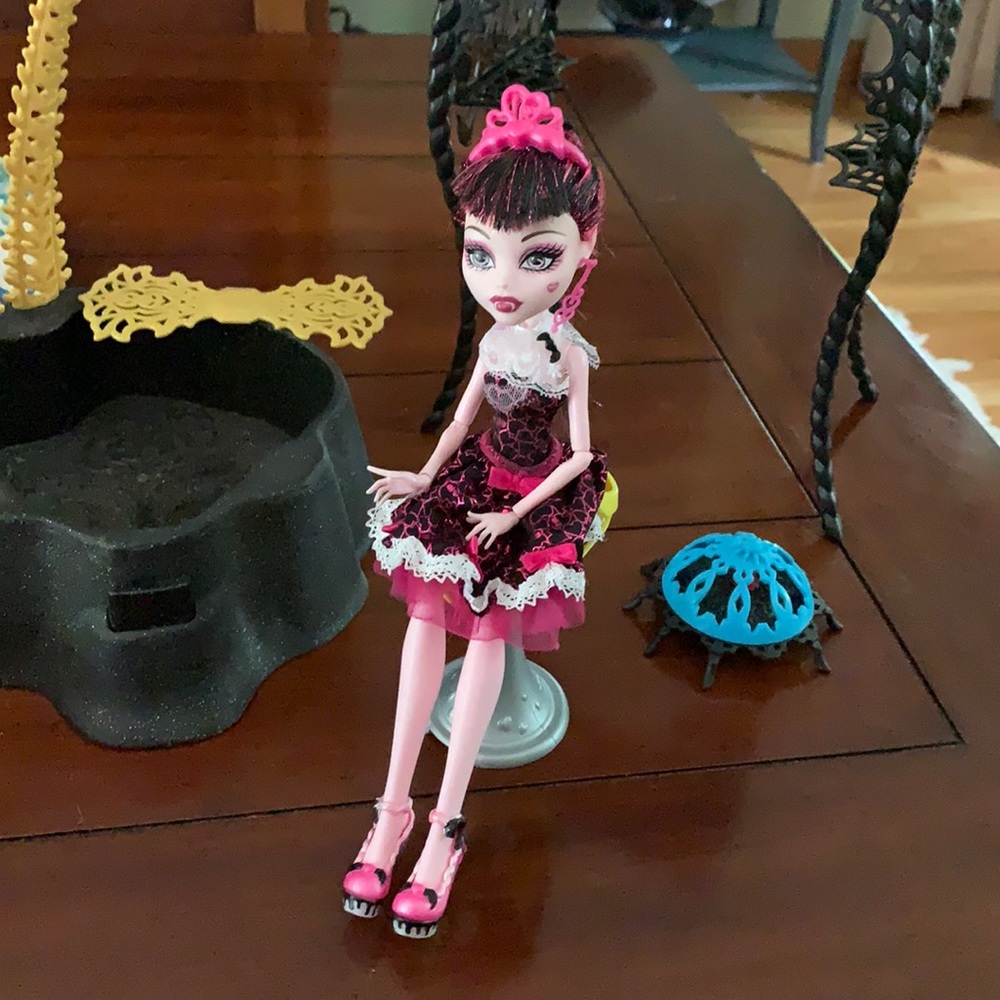 Monster High Draculaura Doll